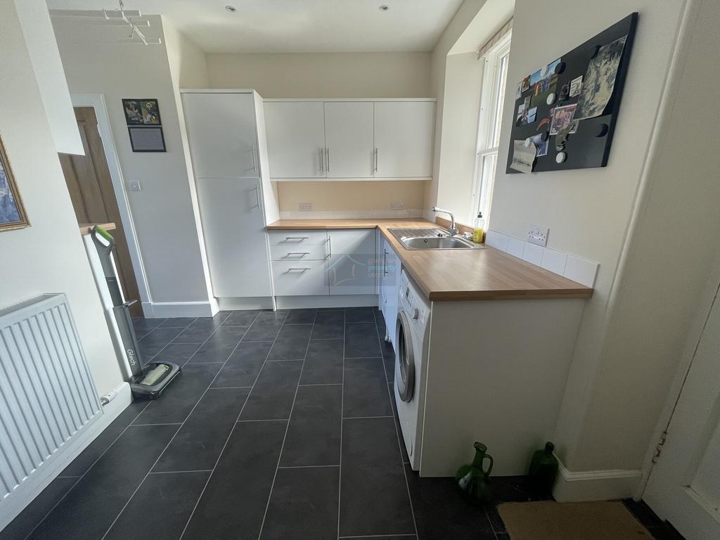 Utility Room.JPG
