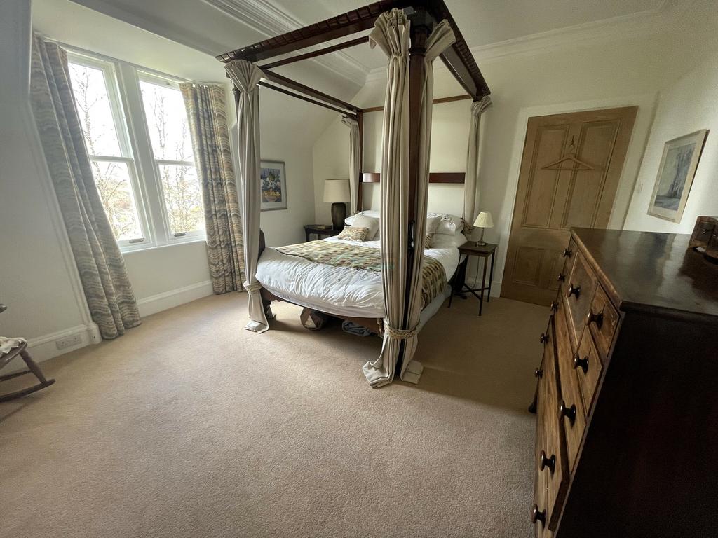 Master Bedroom.JPG