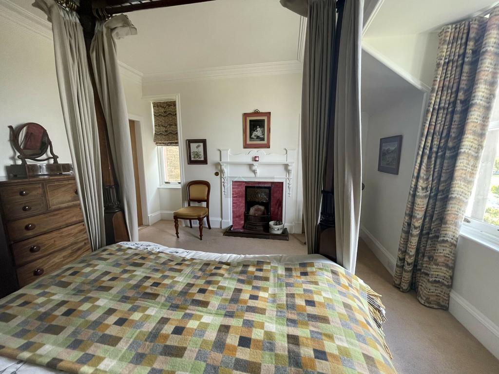 Mater Bedroom b.JPG
