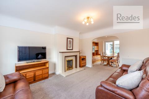 3 bedroom semi-detached house for sale, Maxwell Avenue, Mancot CH5 2