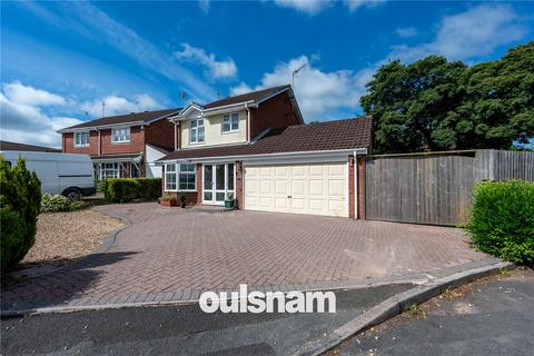 3 bedroom detached house for sale, Spring Vale Road, Webheath, Redditch, Worcestershire, B97