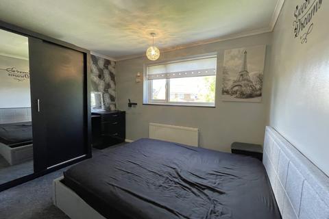 10 Westmoors, Ashford, TN23 5UQ