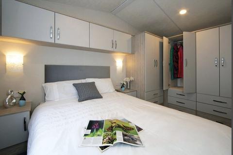 2 bedroom static caravan for sale, Gilberdyke East Riding of Yorkshire