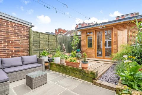 65 Watcombe Road, London, SE25 4XA