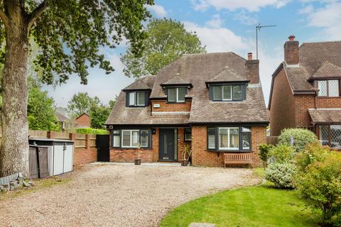 4 bedroom detached house for sale, Bickerley Road, Ringwood BH24