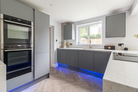 1a Bickerley Road, Ringwood, BH24 1EF
