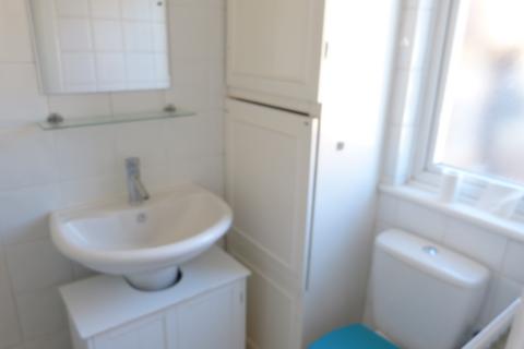 1 bedroom flat to rent, NORTH END ROAD, LONDON, NW11