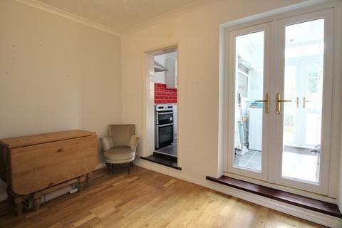2 bedroom terraced house for sale, CONNAUGHT ROAD