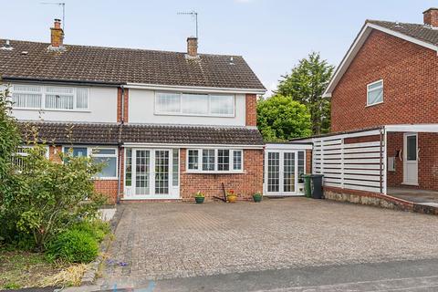 3 bedroom semi-detached house for sale, Paddock Close, Pershore, Worcestershire