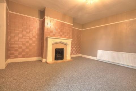 3 bedroom flat to rent, Castleside Road, Denton Burn, Newcastle upon Tyne, NE15