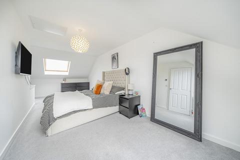 3 bedroom end of terrace house for sale, Harbottle Way, Kingswood, Hull, HU7