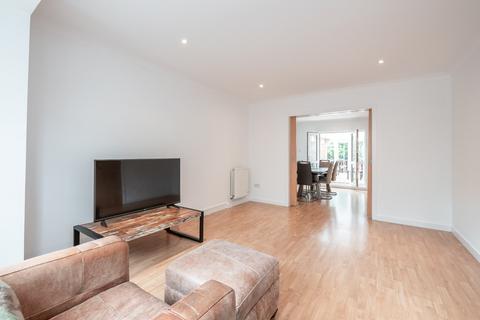 3 bedroom terraced house for sale, 36 Powderhall Road, Canonmills, Edinburgh, EH7