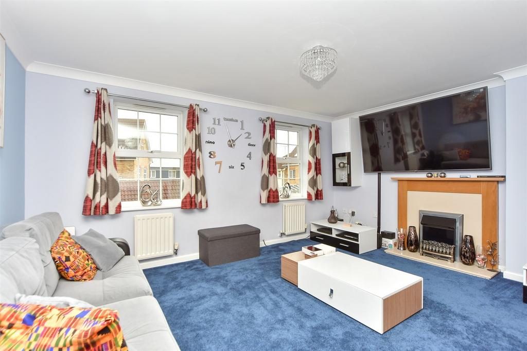Moonstone Square, Sittingbourne, Kent 3 bed townhouse for sale £300,000