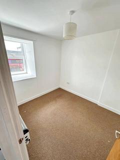 1 bedroom flat to rent, Commercial Road, Newport NP20