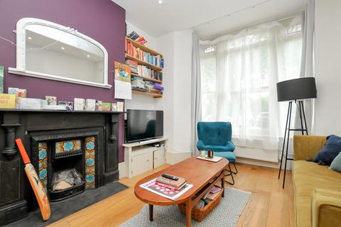 1 bedroom flat to rent, Clissold Crescent, Stoke Newington