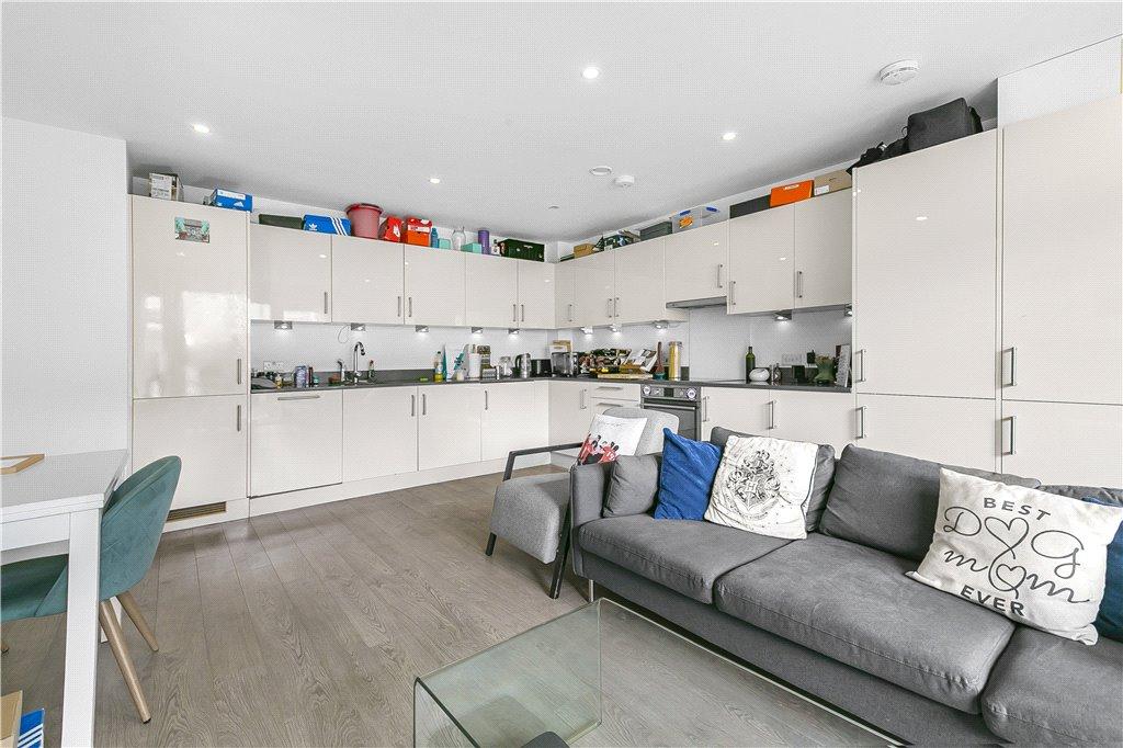 Kitchen/Reception