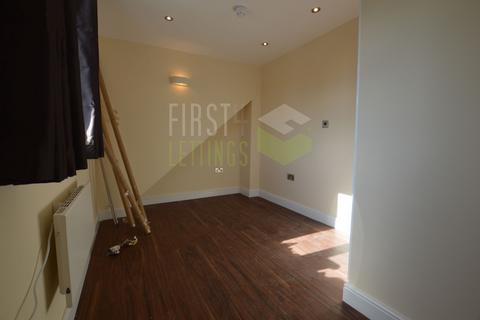 2 bedroom apartment to rent, Westbury Road, Leicester LE2