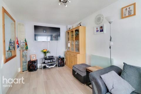 4 bedroom townhouse for sale, Rose Park Close, Hayes