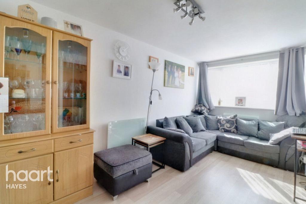 Rose Park Close, Hayes 4 bed townhouse for sale £525,000