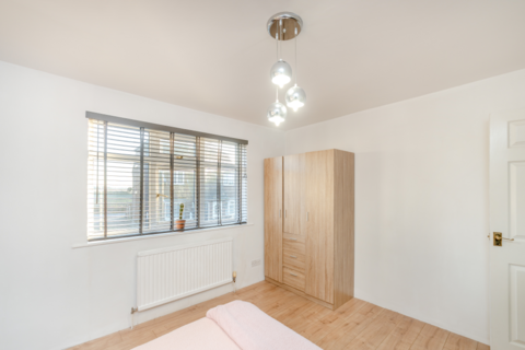 386 Bourne Road, Pode Hole, Spalding, PE11 3LL