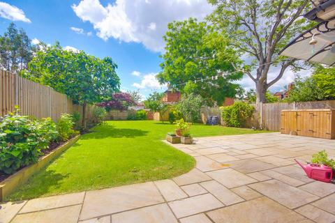 25 Denmark Road, Gloucester, GL1 3HZ