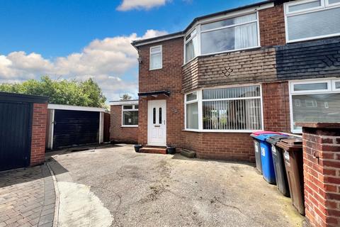 2 bedroom semi-detached house for sale, Bromsgrove Avenue, Eccles, M30