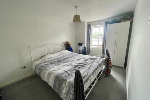 2 bedroom flat to rent, Beaumont House, Gloucester Street, Faringdon, SN7 7HY