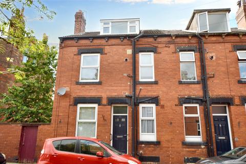 2 bedroom terraced house for sale, Warrels Avenue, Bramley, Leeds