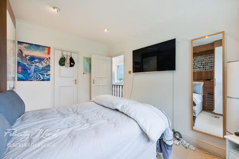 3 bedroom terraced house for sale, Broad Walk, London