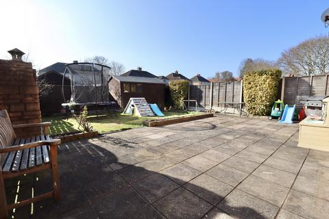 33 Hempitts Road, Walton, Street, BA16 9QS