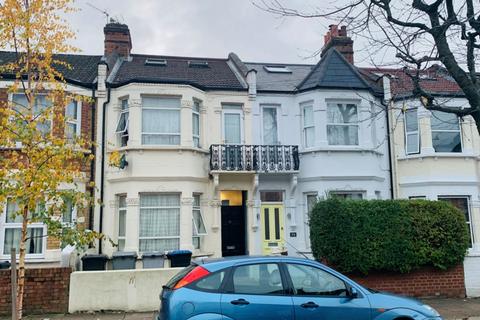 House share to rent, Churchill Road, Willesden, NW2