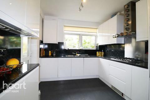 3 bedroom terraced house for sale, Hatherley Gardens, LONDON