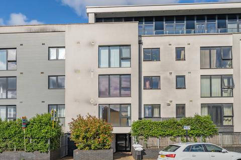 2 bedroom apartment for sale, Hillyfield, London