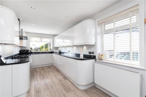 9 Ferncliffe Drive, Baildon, Shipley, BD17 5AH