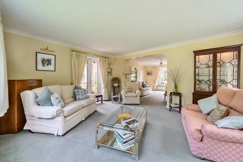 5 bedroom detached house for sale, Hadrian Way, Chilworth, Southampton, Hampshire, SO16