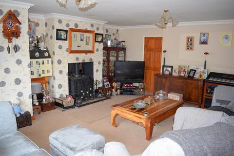 3 bedroom detached bungalow for sale, Chancel Walk, Broughton, DN20