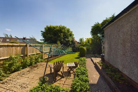 3 bedroom semi-detached house for sale, Heol Uchaf, Rhiwbina, Cardiff. CF14