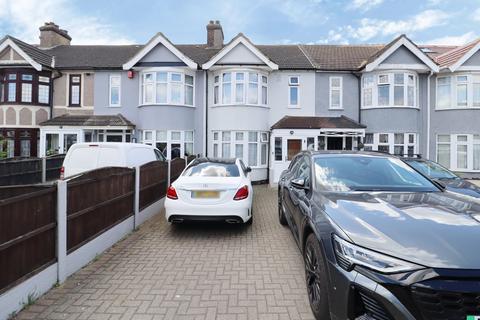 3 bedroom terraced house for sale, Wennington Road, Rainham RM13