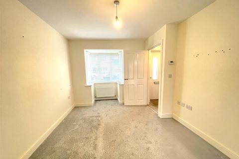 2 bedroom apartment to rent, Birmingham B38