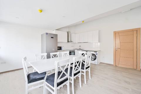 5 bedroom flat to rent, Hoxton Street, Shoreditch, London, N1