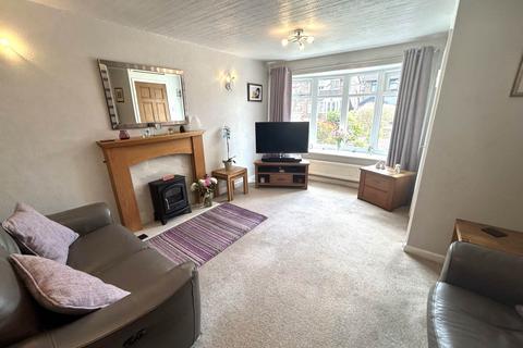 13 Arnside Avenue, Chadderton, Oldham, OL9 9DJ