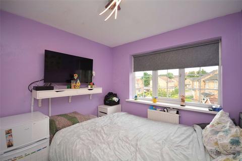 3 bedroom semi-detached house for sale, Eastland Walk, Leeds, West Yorkshire