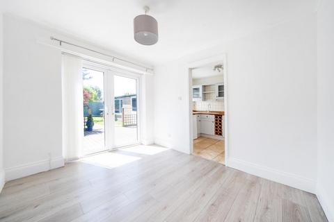 3 bedroom semi-detached house to rent, Chipping Norton,  Oxfordshire,  OX7