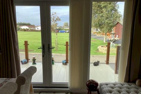 2 bedroom lodge for sale, Willowgrove Leisure Park, , Knott End-on-Sea FY6