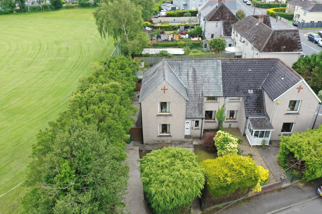 Bryn Road, Cefn Fforest, NP12 3 bed semidetached house for sale £180,000