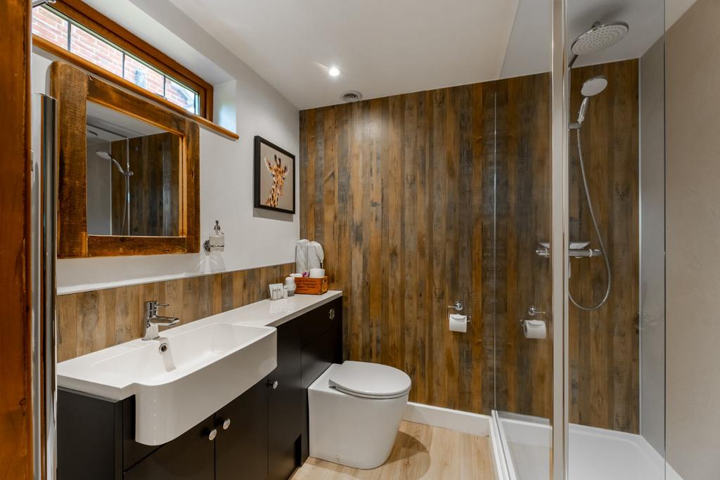 Little Newt-Ensuite