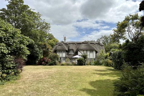 4 bedroom detached house for sale, Highleigh Road, Highleigh, Chichester, West Sussex, PO20