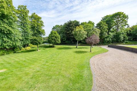 1 Kenney Close, Burstall, Ipswich, IP8 3ER