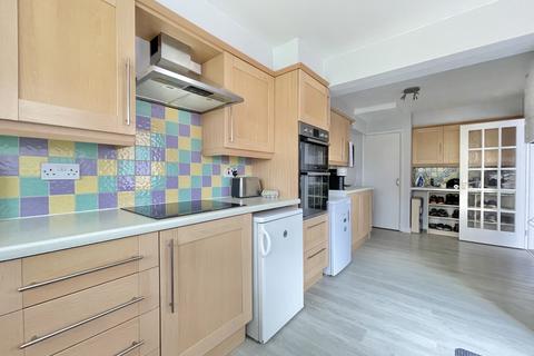 4 Barley Farm Road, Exeter, EX4 1NN