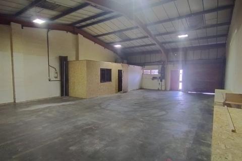 Industrial unit to rent, Unit 3 Canal Wood Industrial Estate, Wrecsam, LL14 5RL